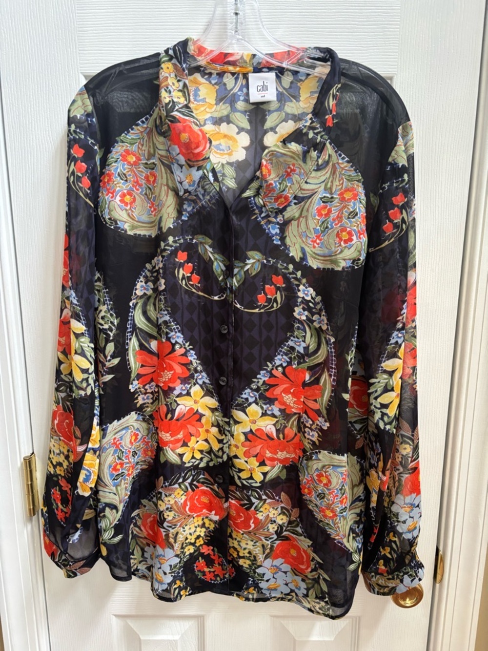 Cabi Amour Woman’s Semi Sheer Button Front Floral Blouse , Size Med, EUC - Picture 2 of 5